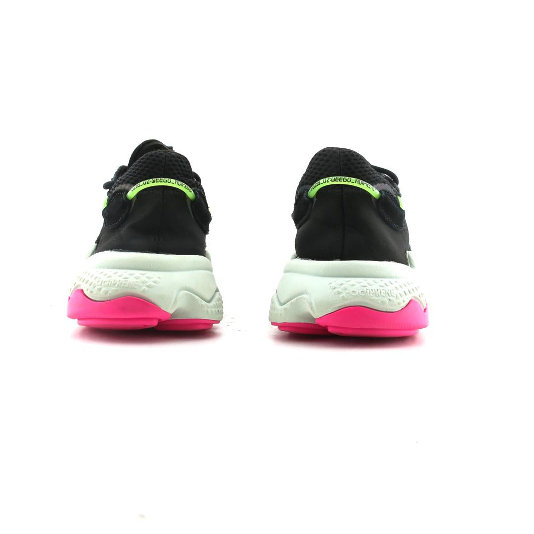 ADIDAS OZWEEGO