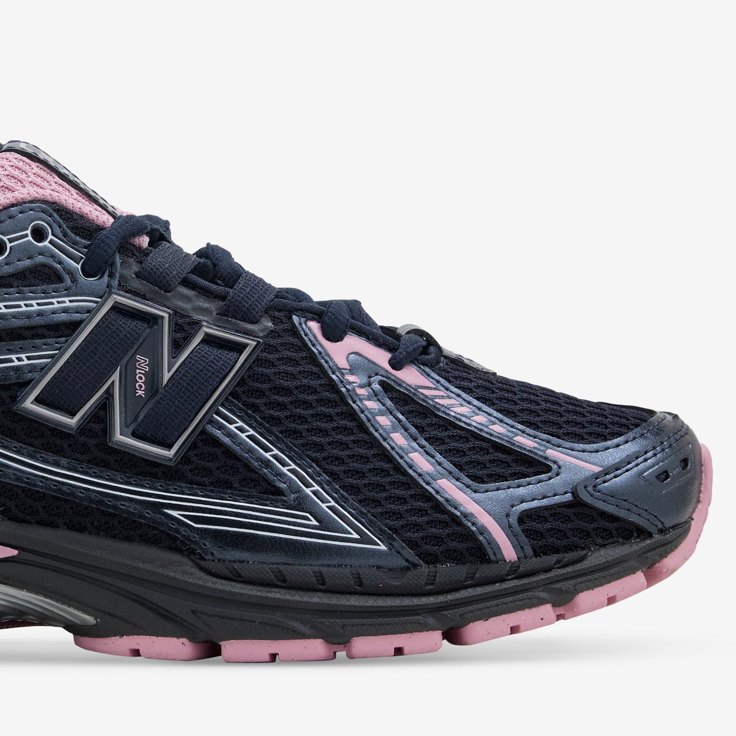 1906R Eclipse | Pink Taffy | Black Cement