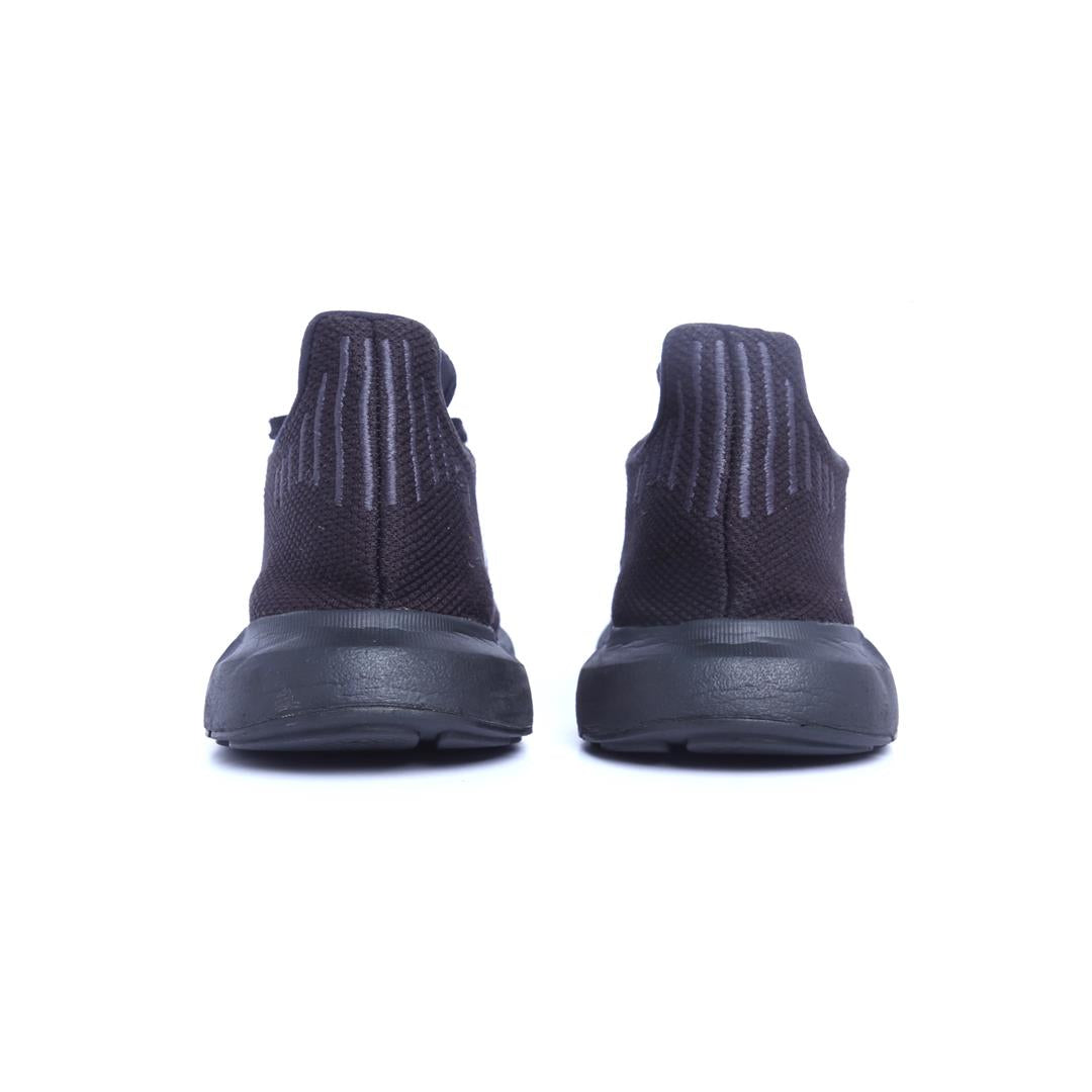 ADIDAS SWIFT RUN