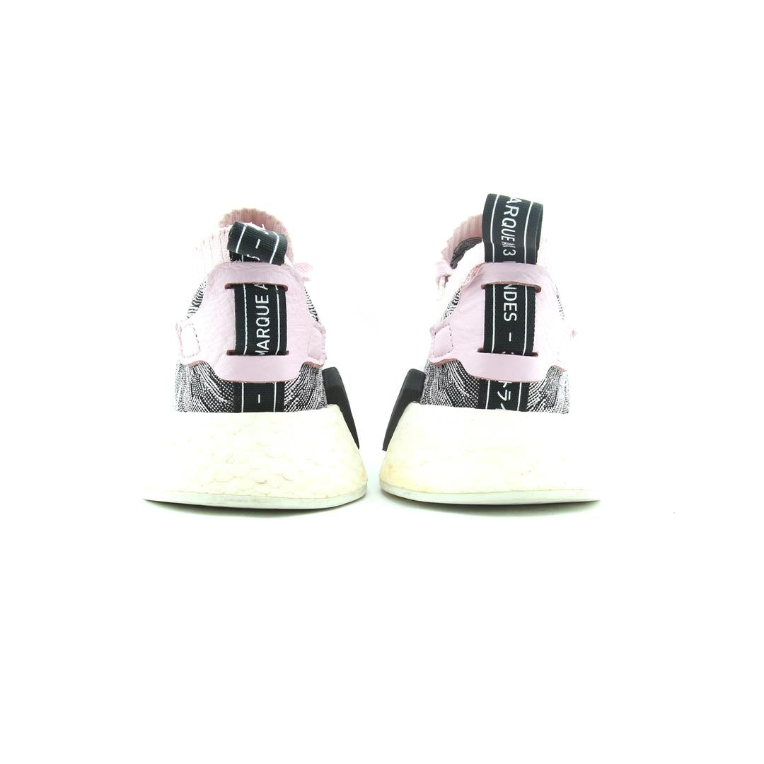 ADIDAS  NMD R2
