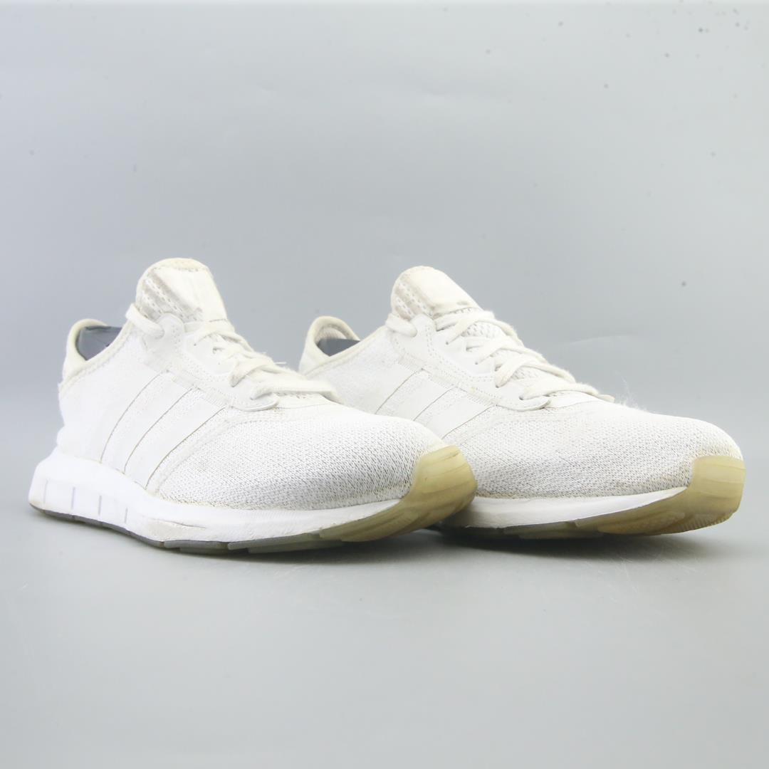ADIDAS  SWIFT RUN X
