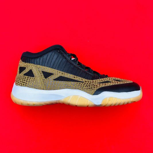 Nike Air Jordan 11 XI Low IE Croc Puff Logo Sample Size 9